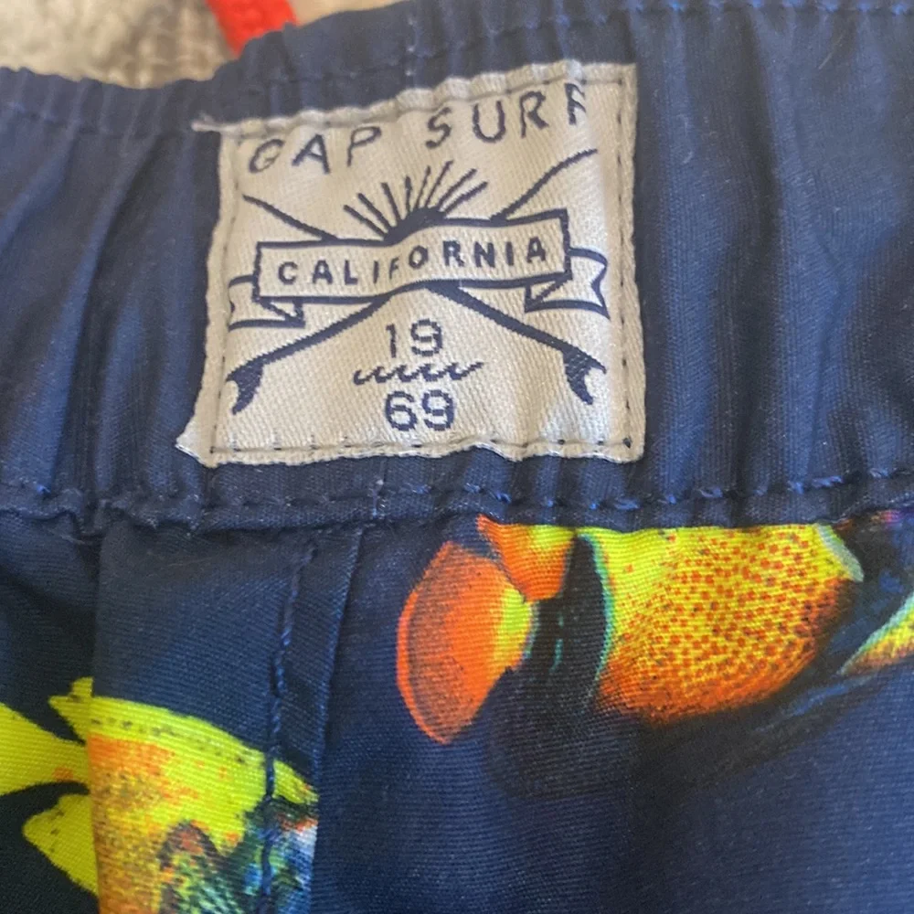 NWT Gap Kids Boys Swim Trunks Fish Sea Life Graphics |Size XL